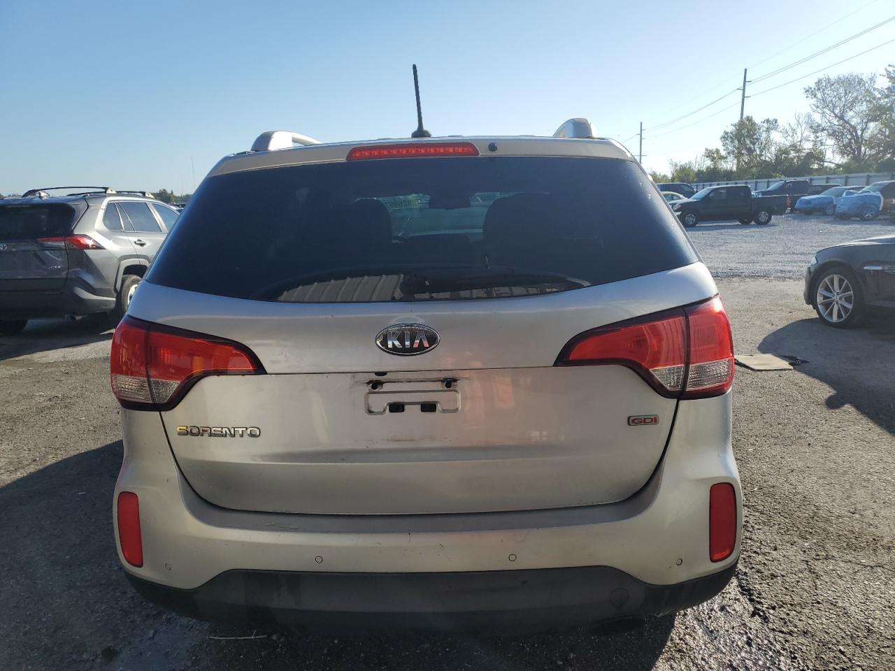 2014 KIA SORENTO