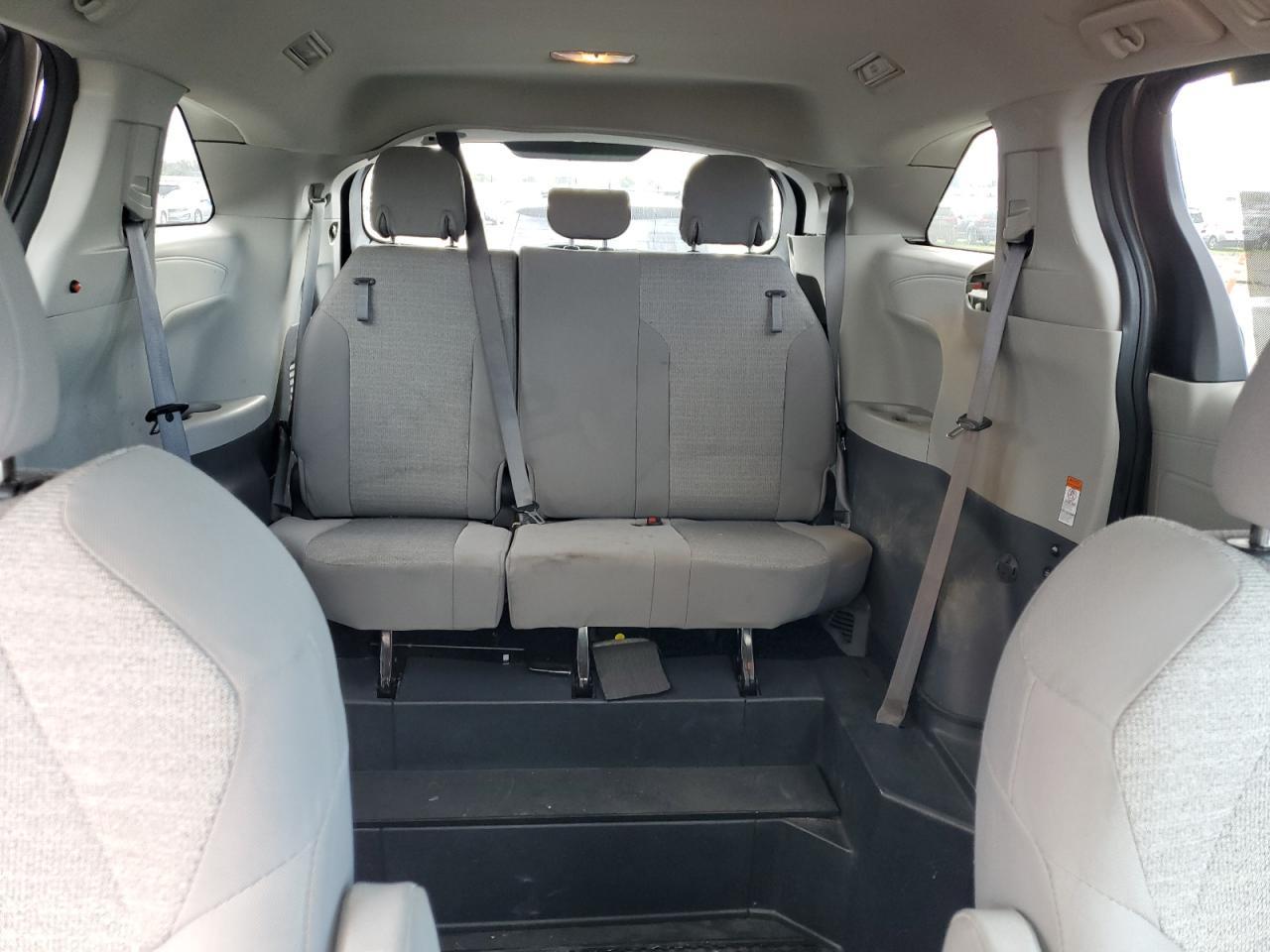 2022 TOYOTA SIENNA