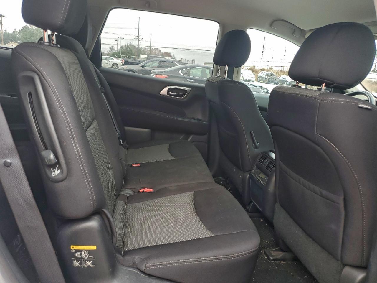 2017 NISSAN PATHFINDER