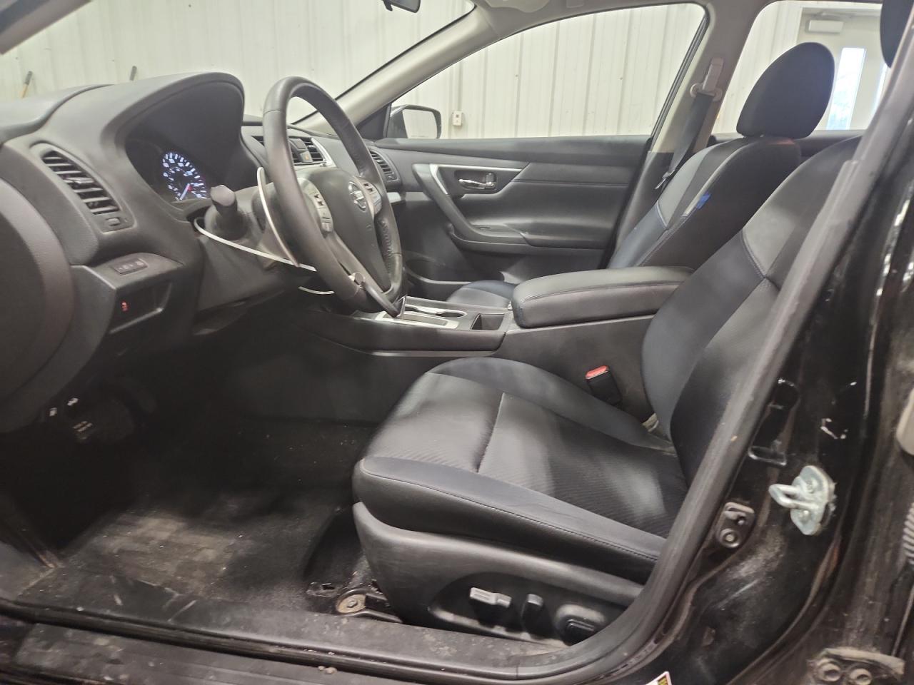 2017 NISSAN ALTIMA
