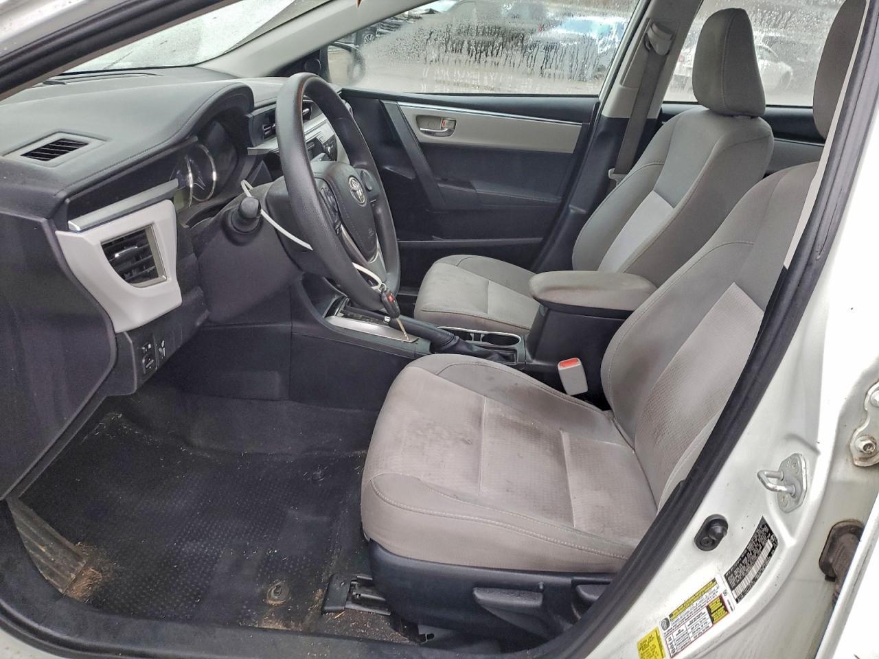2015 TOYOTA COROLLA