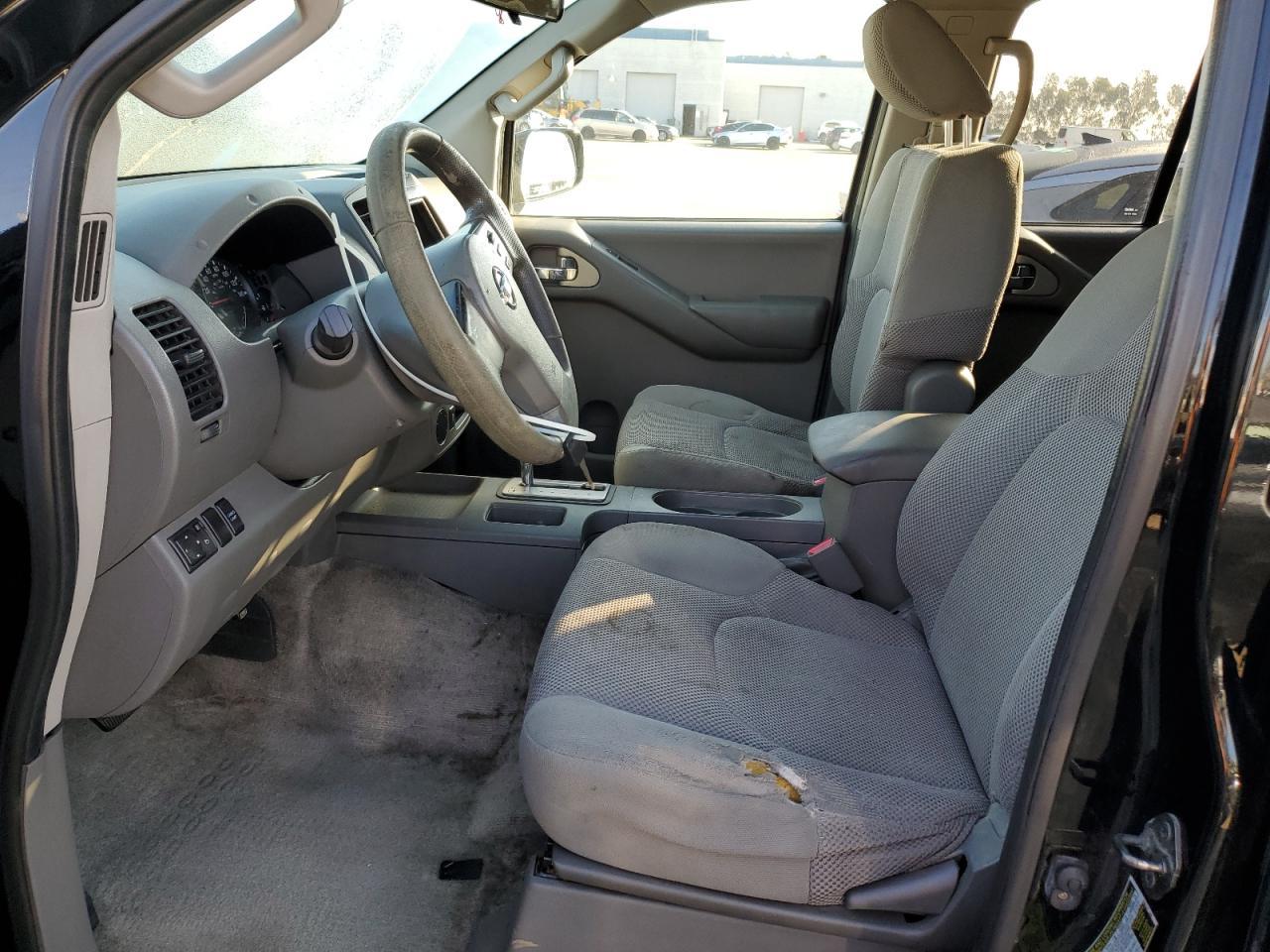 2012 NISSAN Frontier