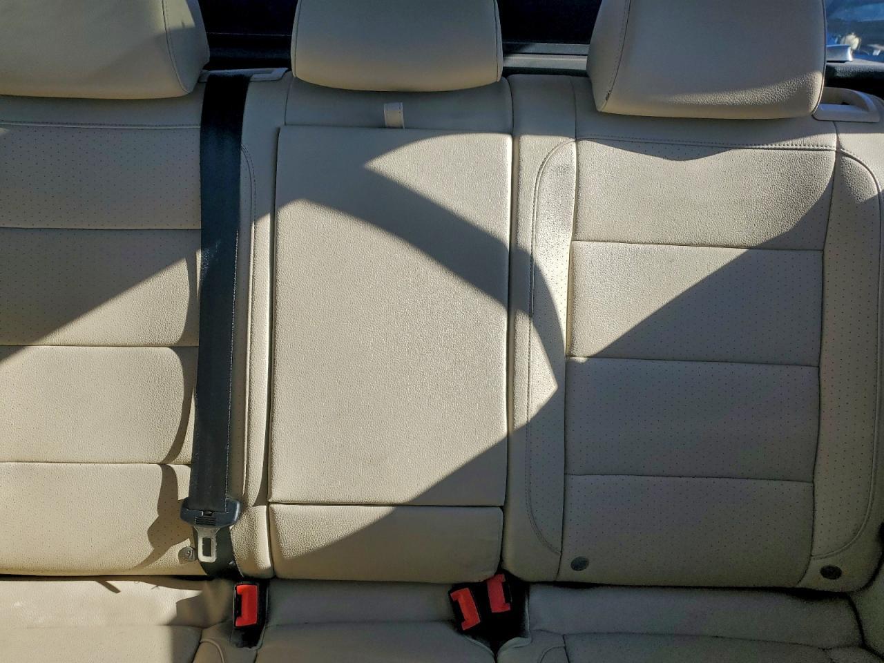 2011 VOLKSWAGEN JETTA