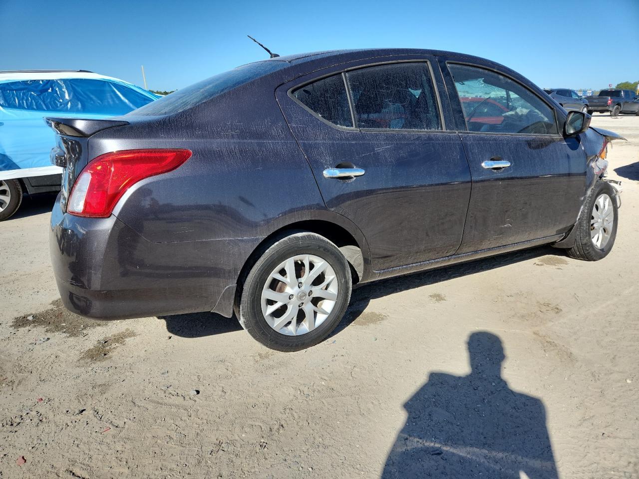 2015 NISSAN VERSA