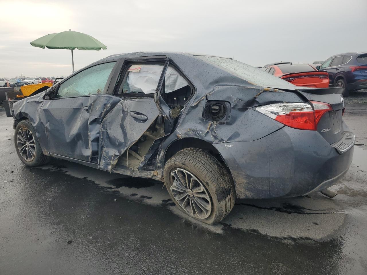 2015 TOYOTA COROLLA