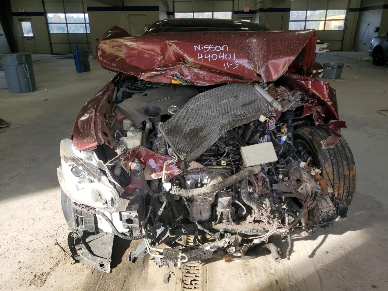 2010 NISSAN Maxima