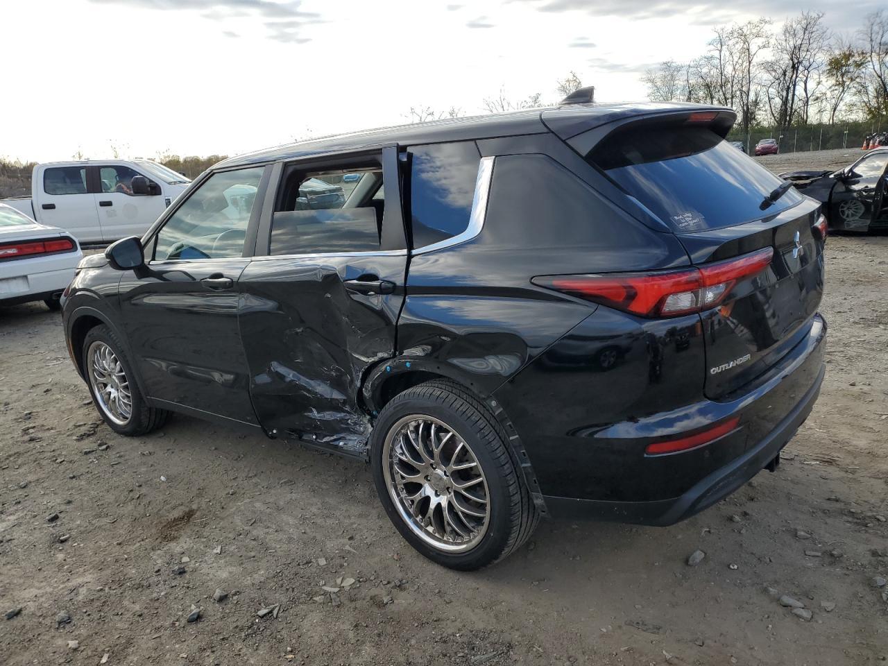 2022 MITSUBISHI outlander
