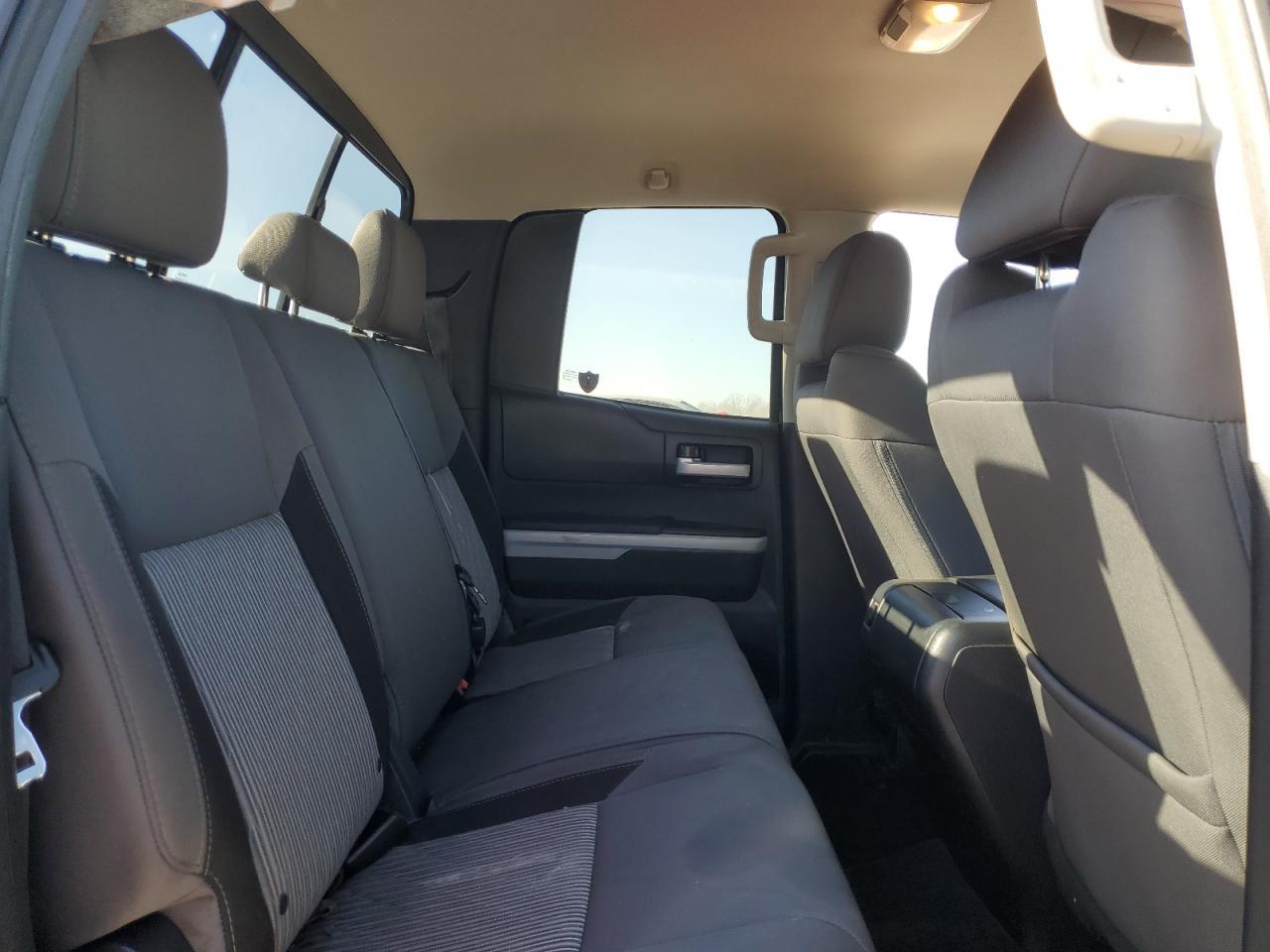 2016 TOYOTA TUNDRA