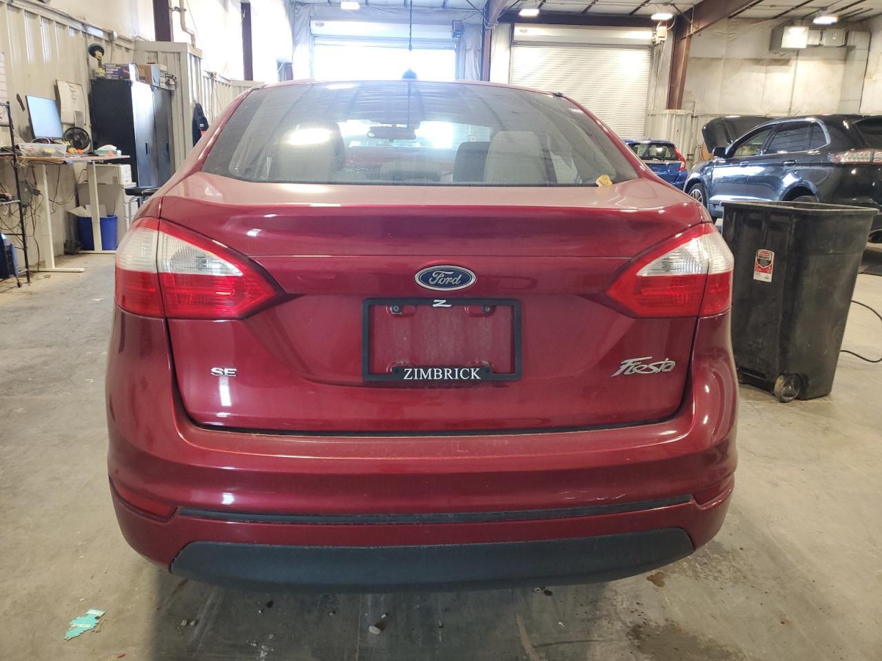 2016 FORD Fiesta