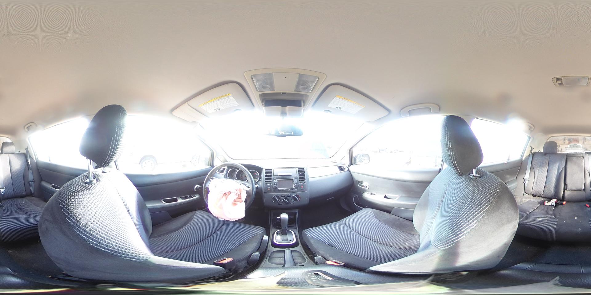 2012 NISSAN VERSA