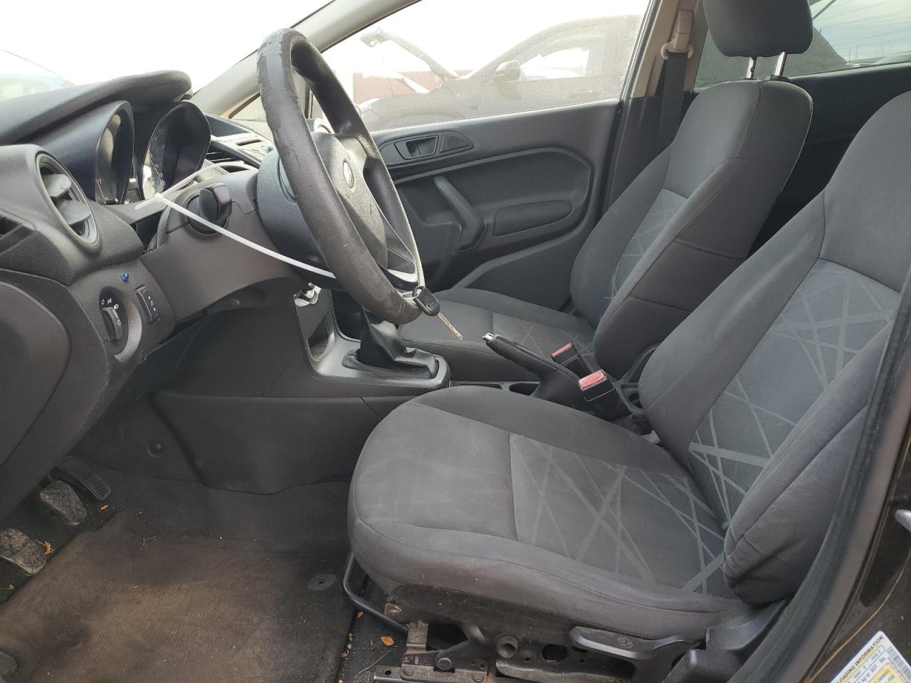 2015 FORD Fiesta