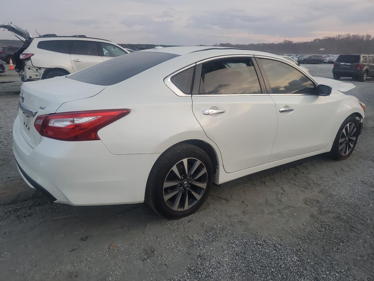 2017 NISSAN ALTIMA