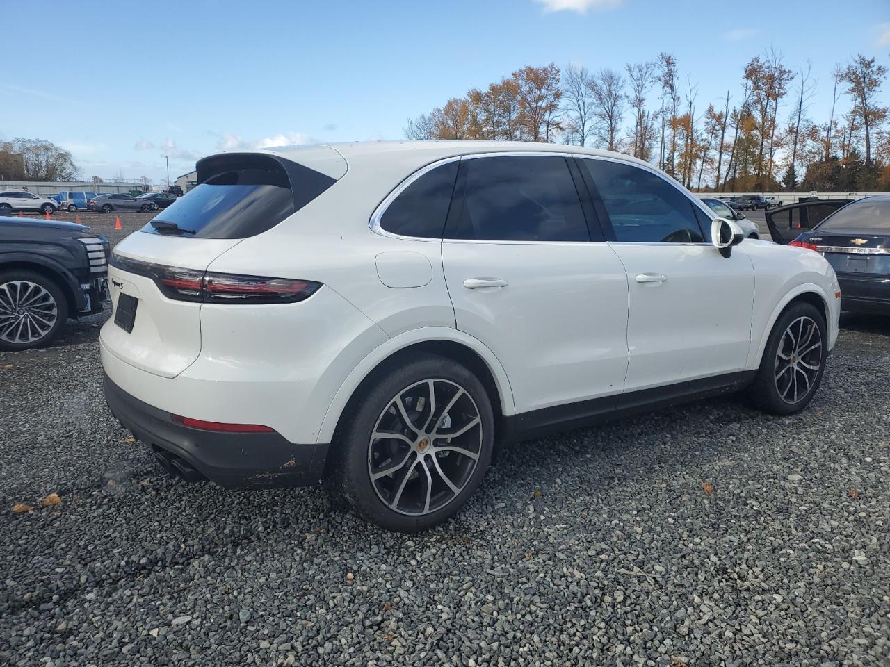 2019 PORSCHE CAYENNE