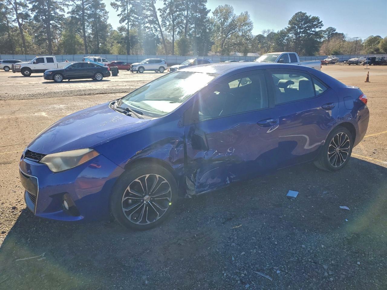 2015 TOYOTA COROLLA
