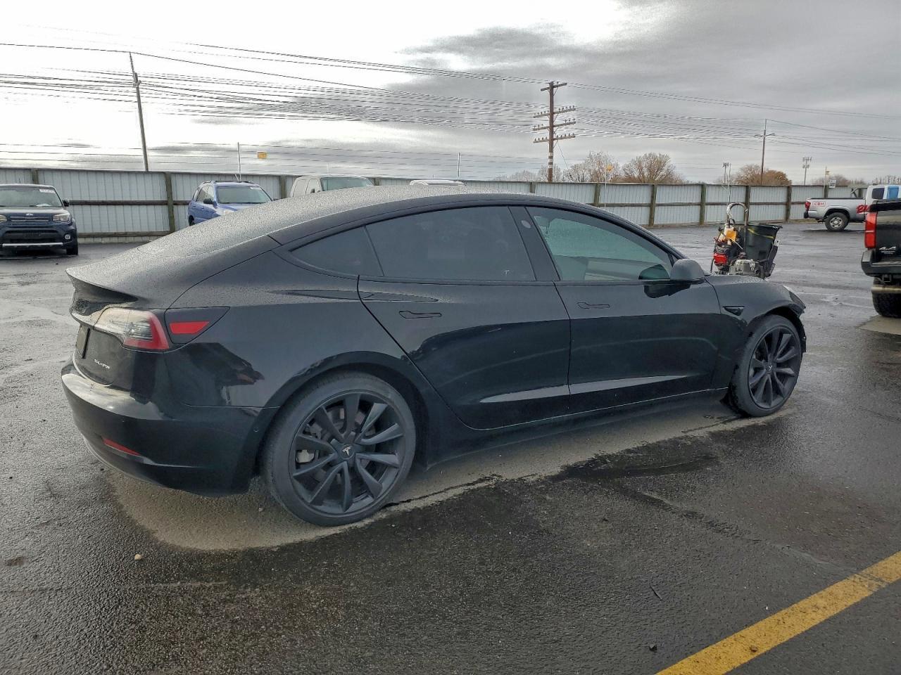 2021 TESLA MODEL 3