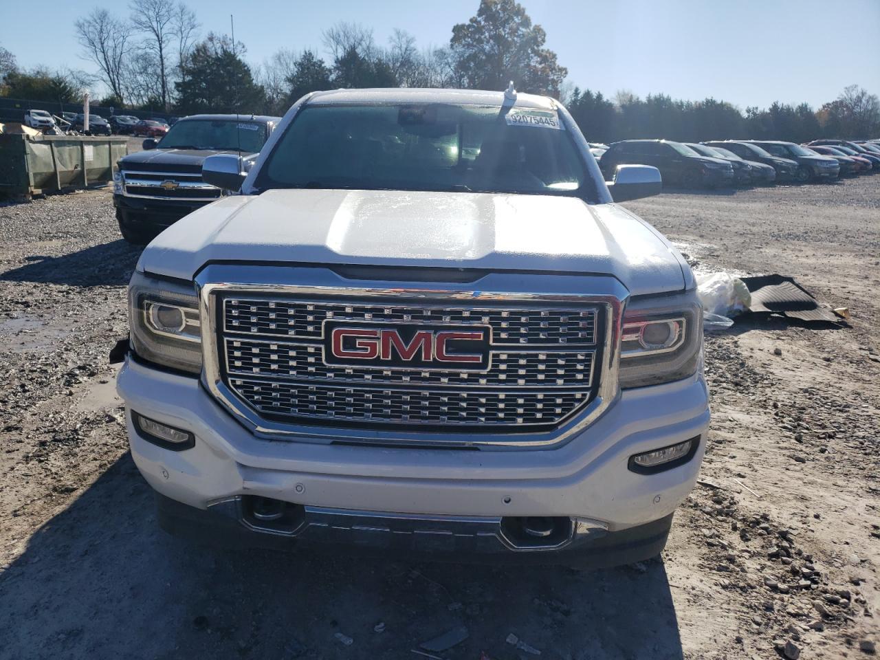 2017 GMC Sierra
