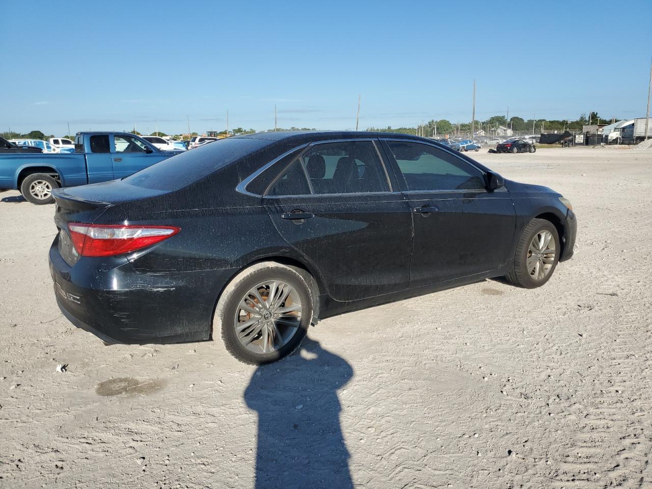 2015 TOYOTA CAMRY