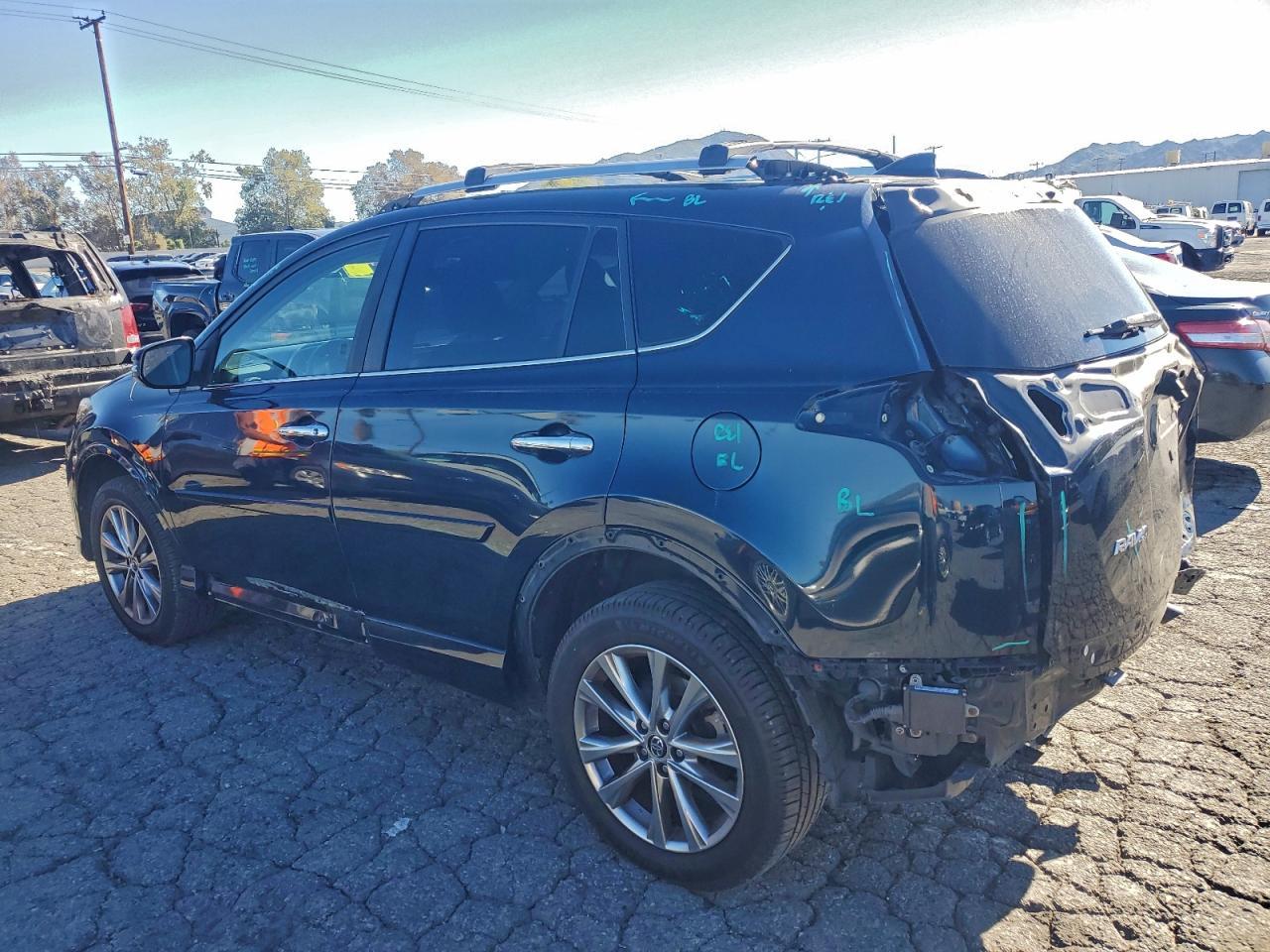 2017 TOYOTA RAV4