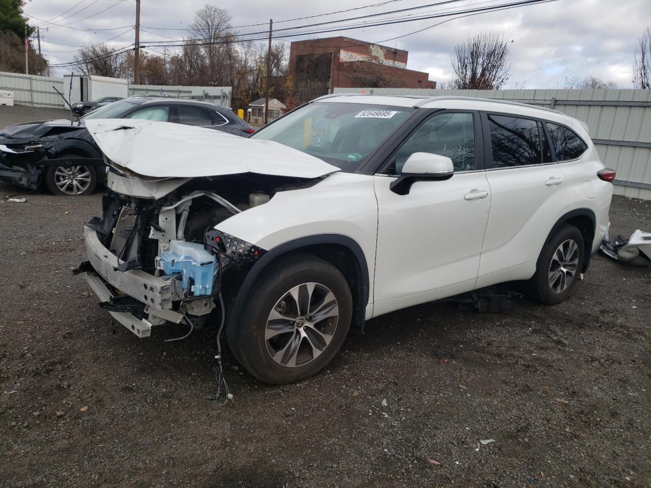 2023 TOYOTA HIGHLANDER