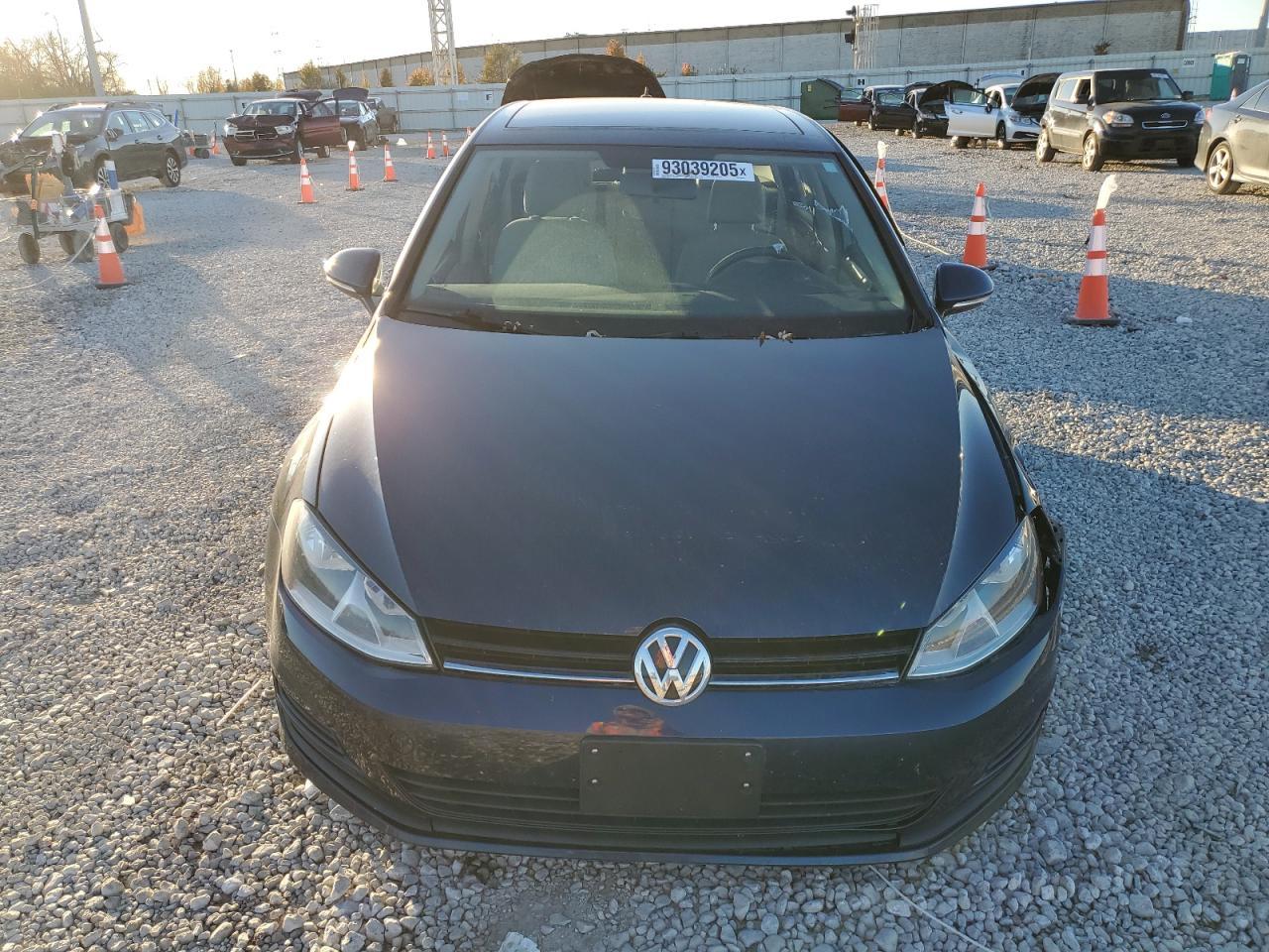 2016 VOLKSWAGEN GOLF
