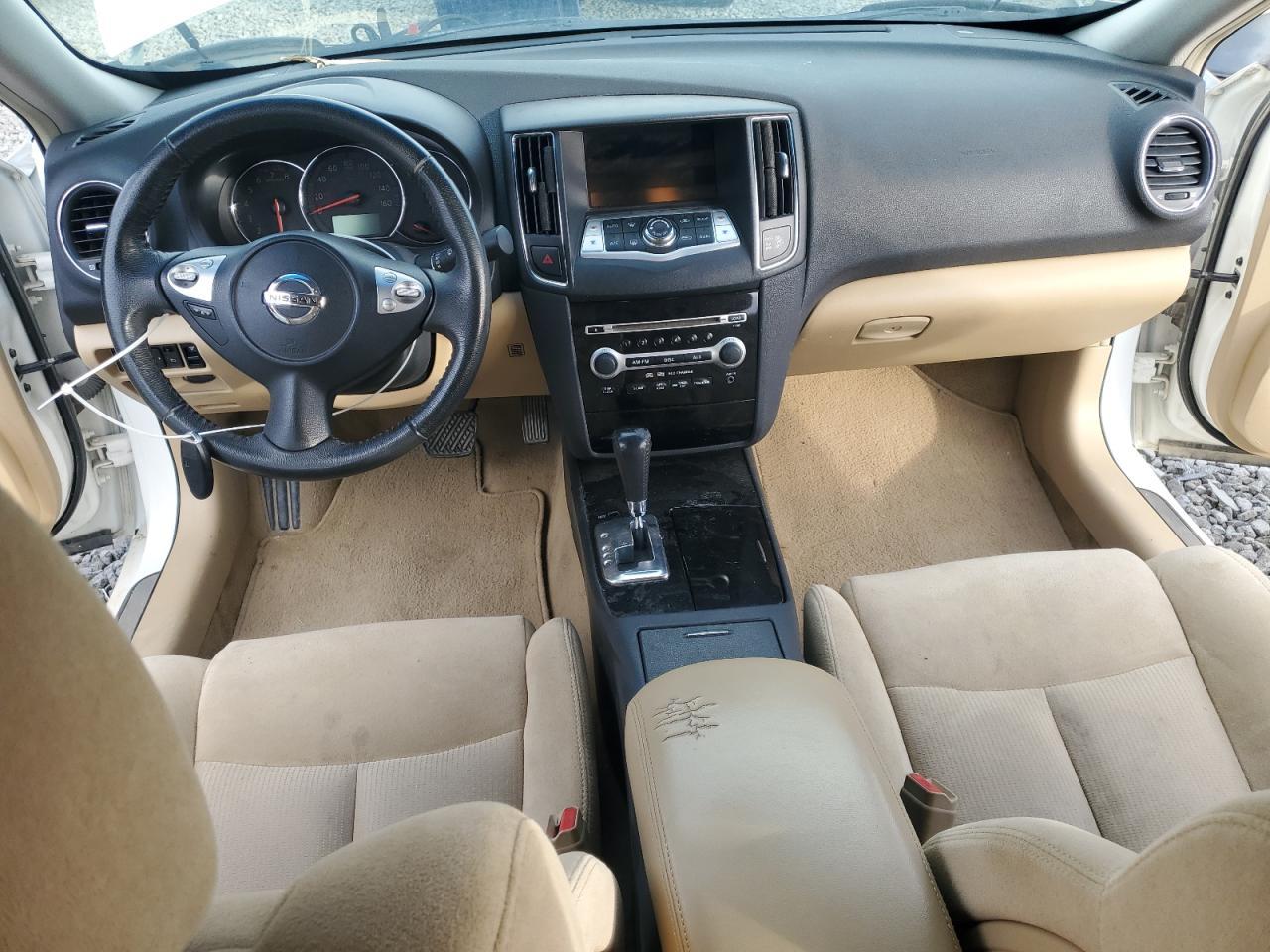 2009 NISSAN Maxima
