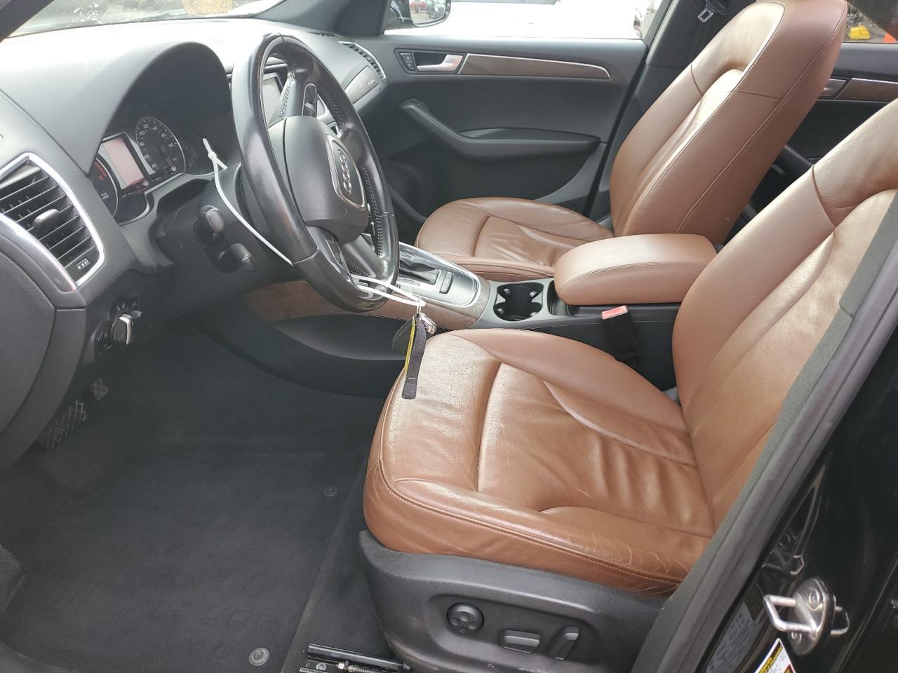 2011 AUDI Q5