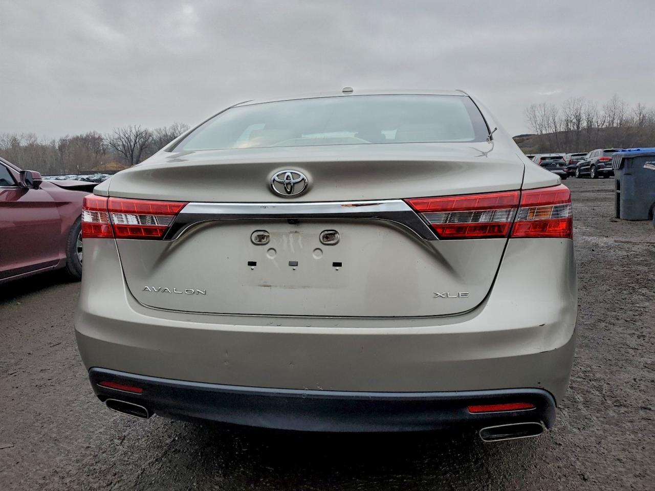 2014 TOYOTA Avalon