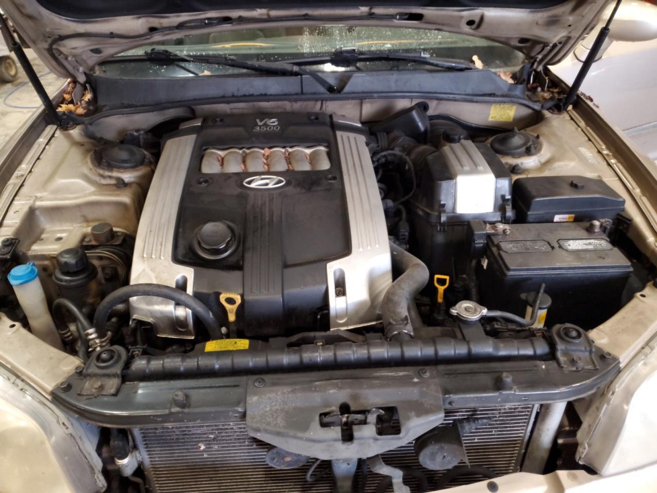 2005 HYUNDAI Xg