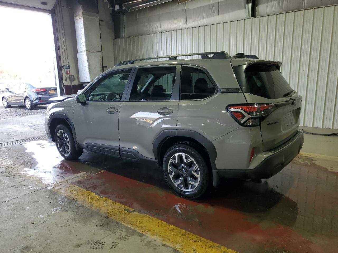 2025 SUBARU FORESTER