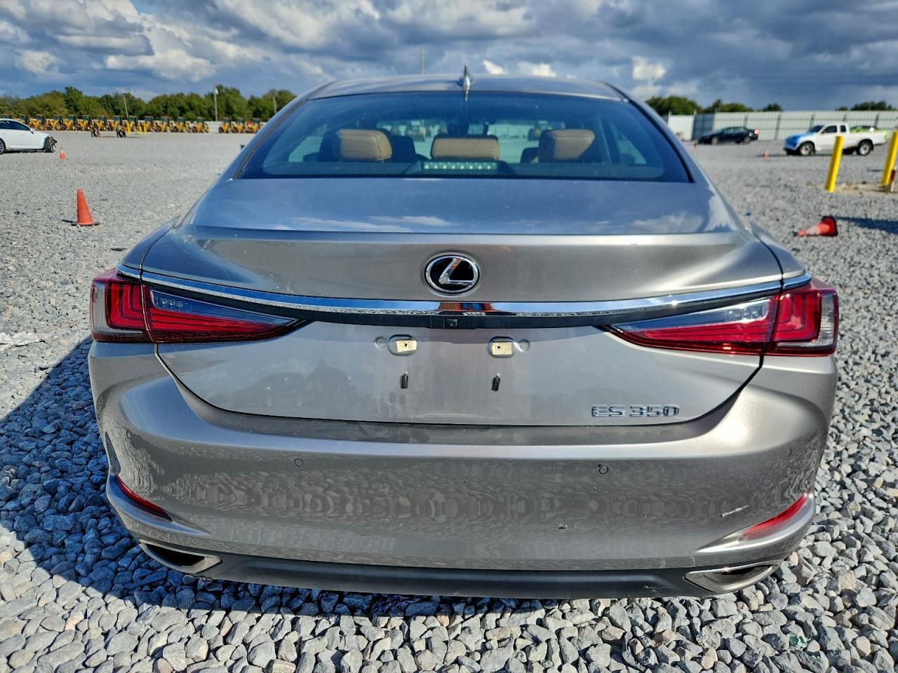 2021 LEXUS ES 350