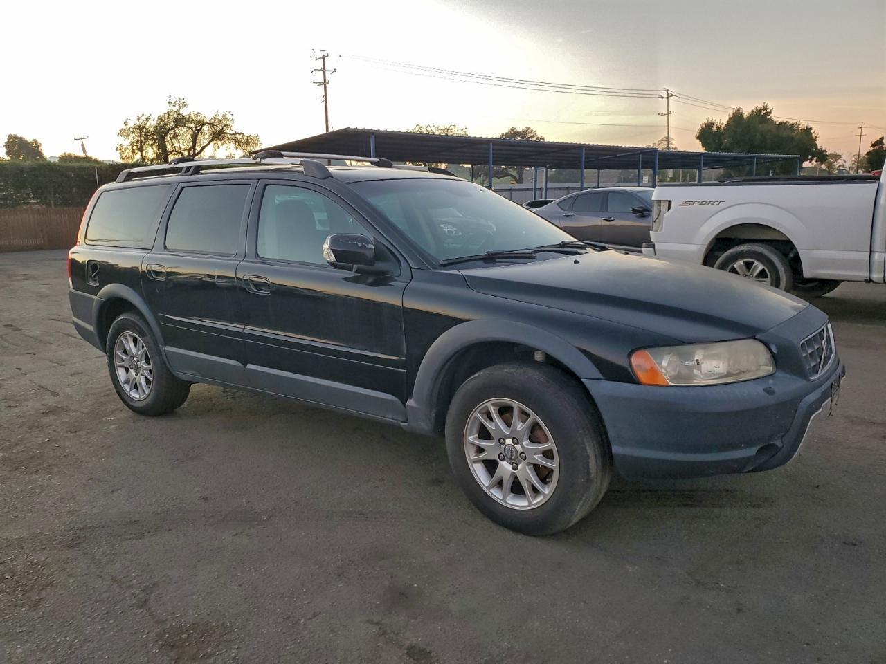 2007 VOLVO XC70