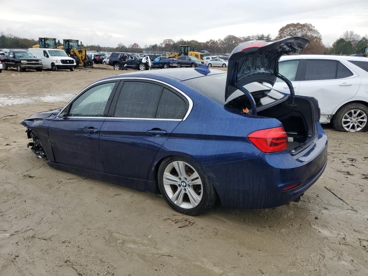 2018 BMW 3 SERIES
