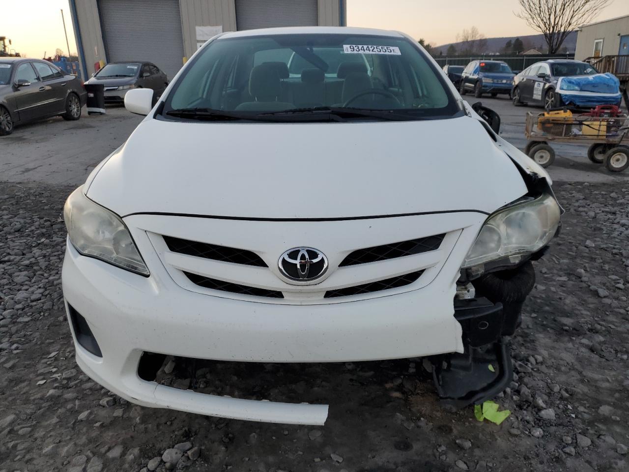 2012 TOYOTA COROLLA