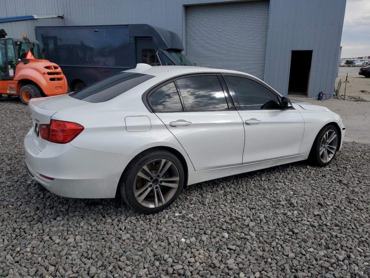 2014 BMW 3 SERIES
