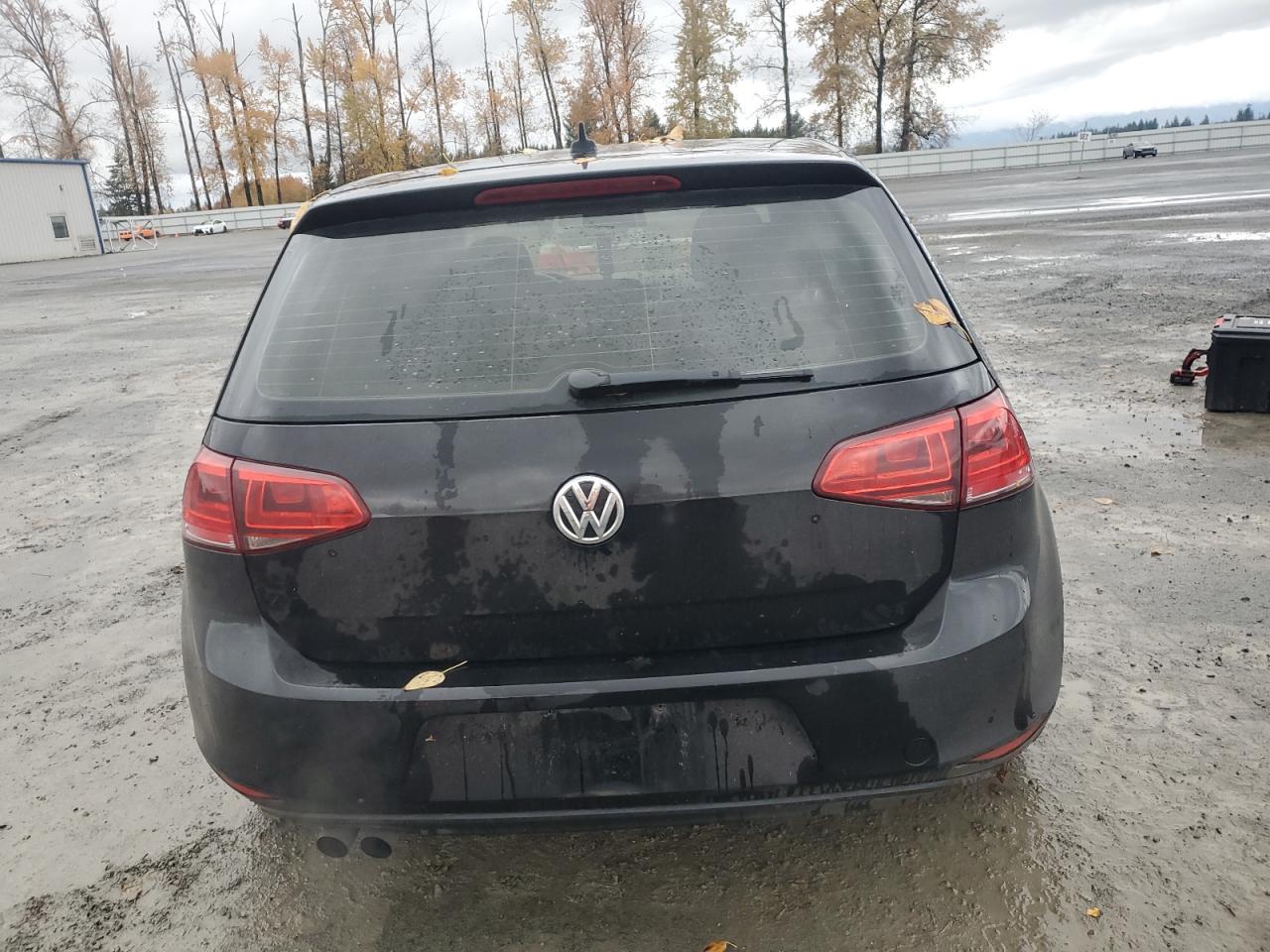 2017 VOLKSWAGEN GOLF