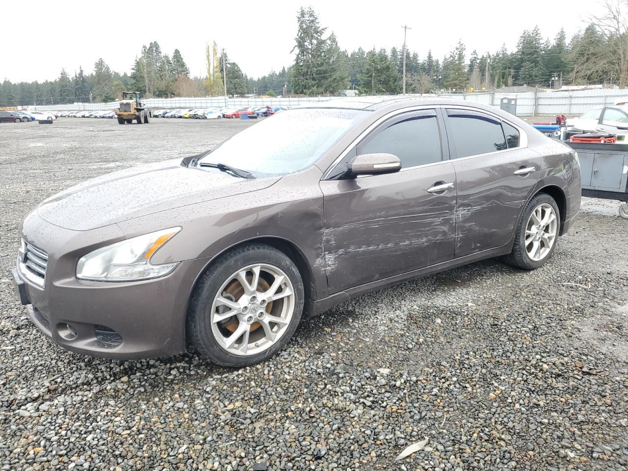 2014 NISSAN Maxima