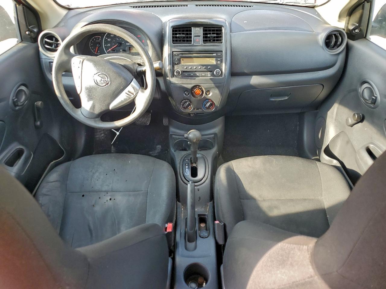 2015 NISSAN VERSA
