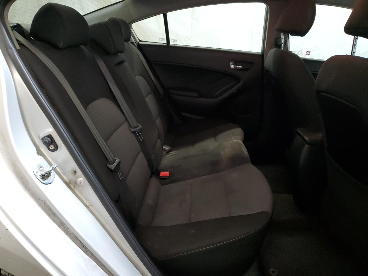 2016 KIA FORTE