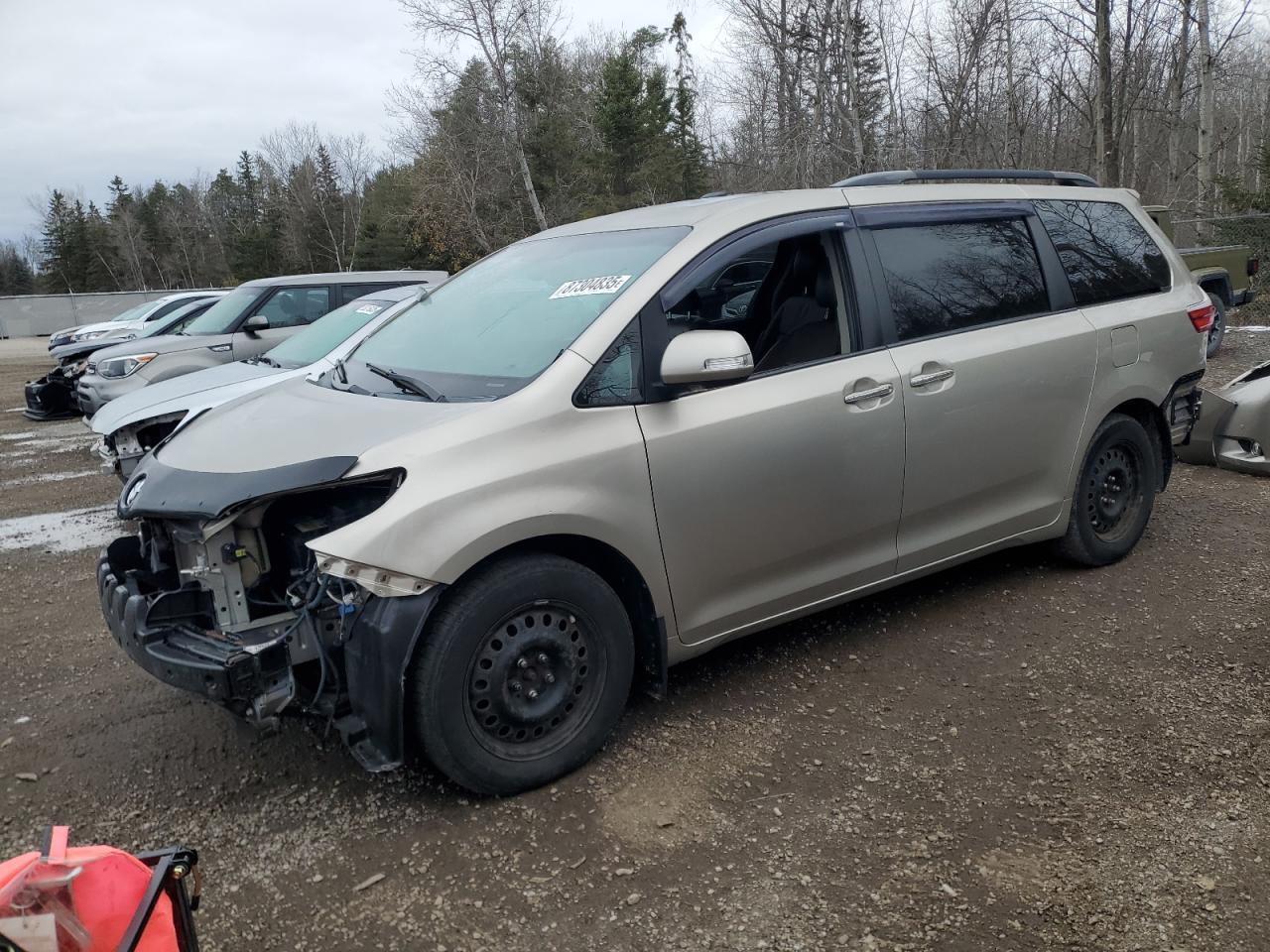 2015 TOYOTA SIENNA