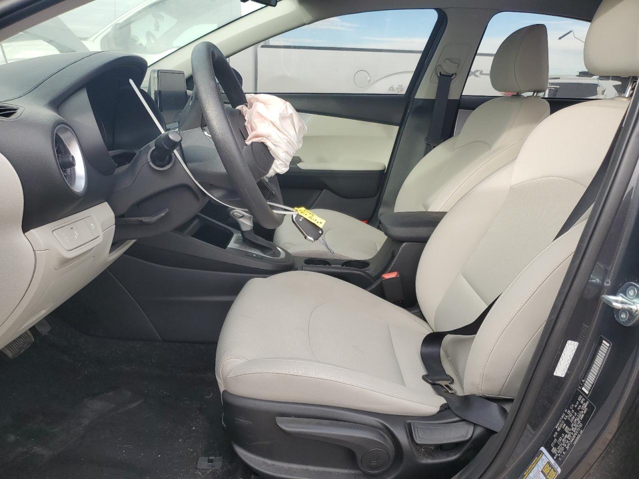 2023 KIA FORTE