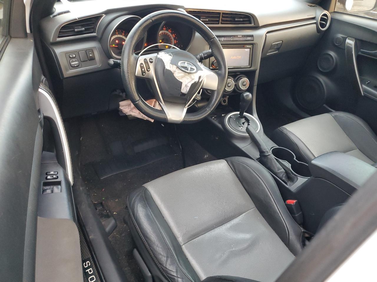 2013 TOYOTA SCION