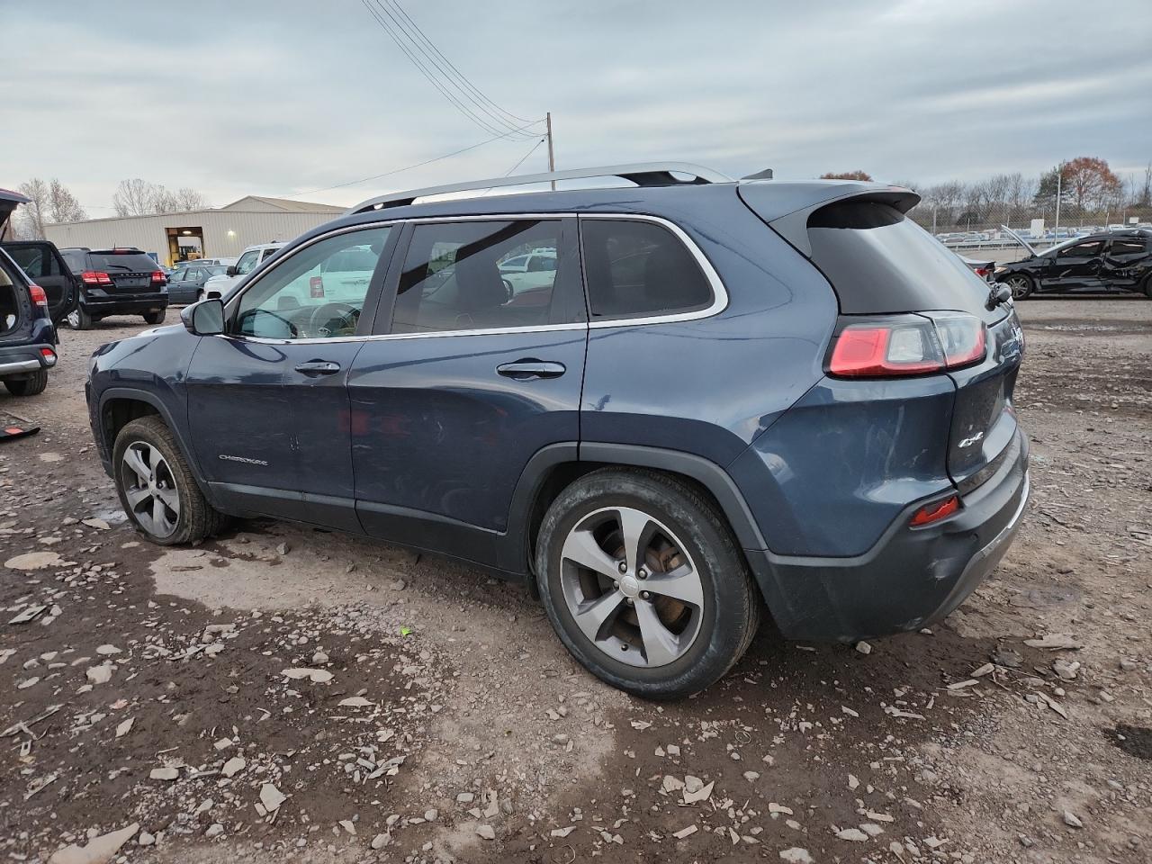 2019 JEEP CHEROKEE