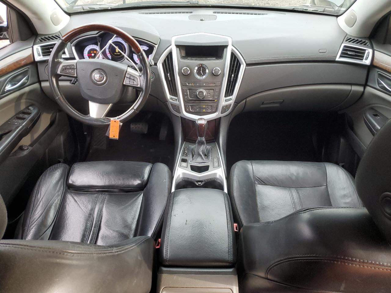 2010 CADILLAC SRX