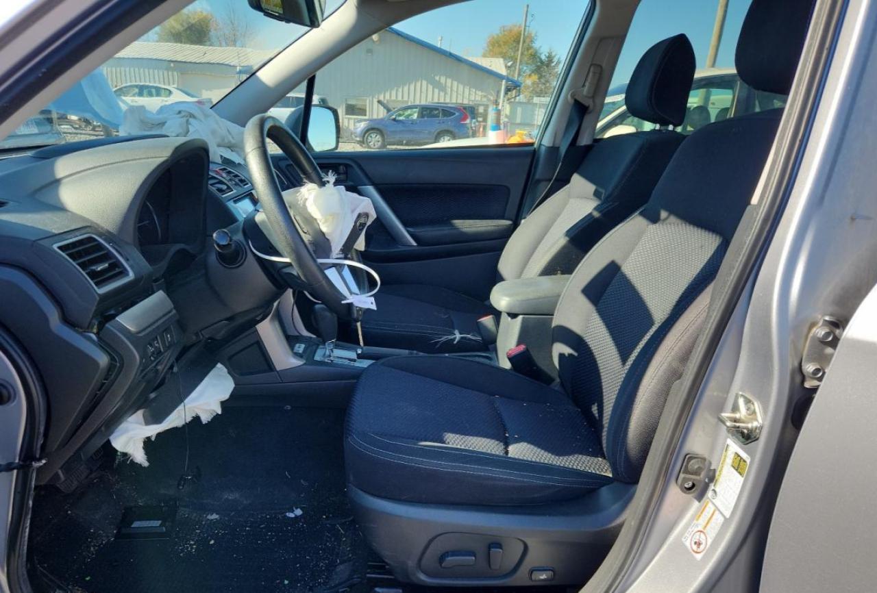 2017 SUBARU FORESTER