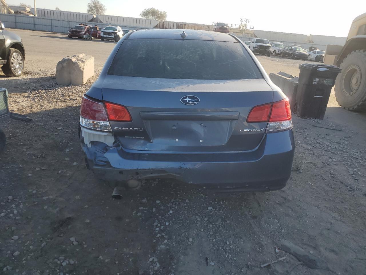2013 SUBARU Legacy
