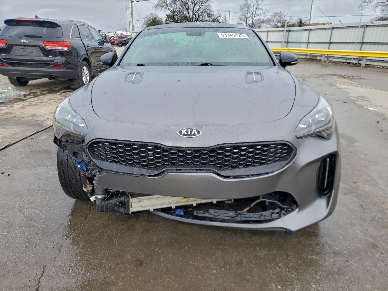 2021 KIA Stinger