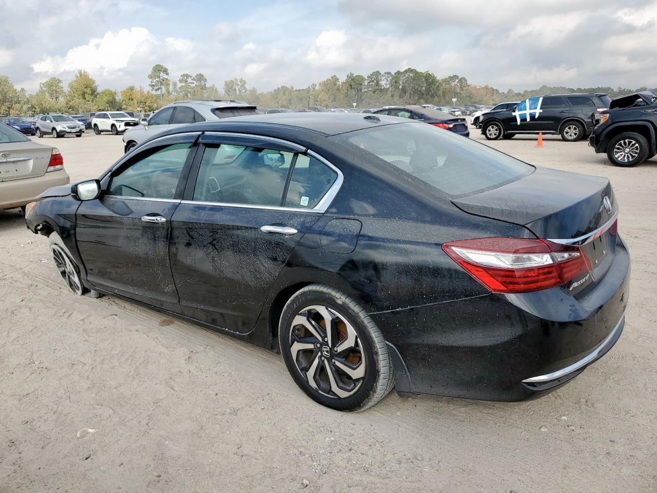 2016 HONDA ACCORD