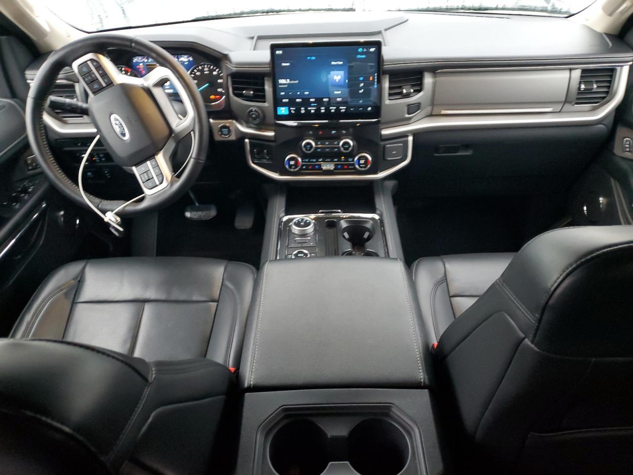 2024 FORD Expedition