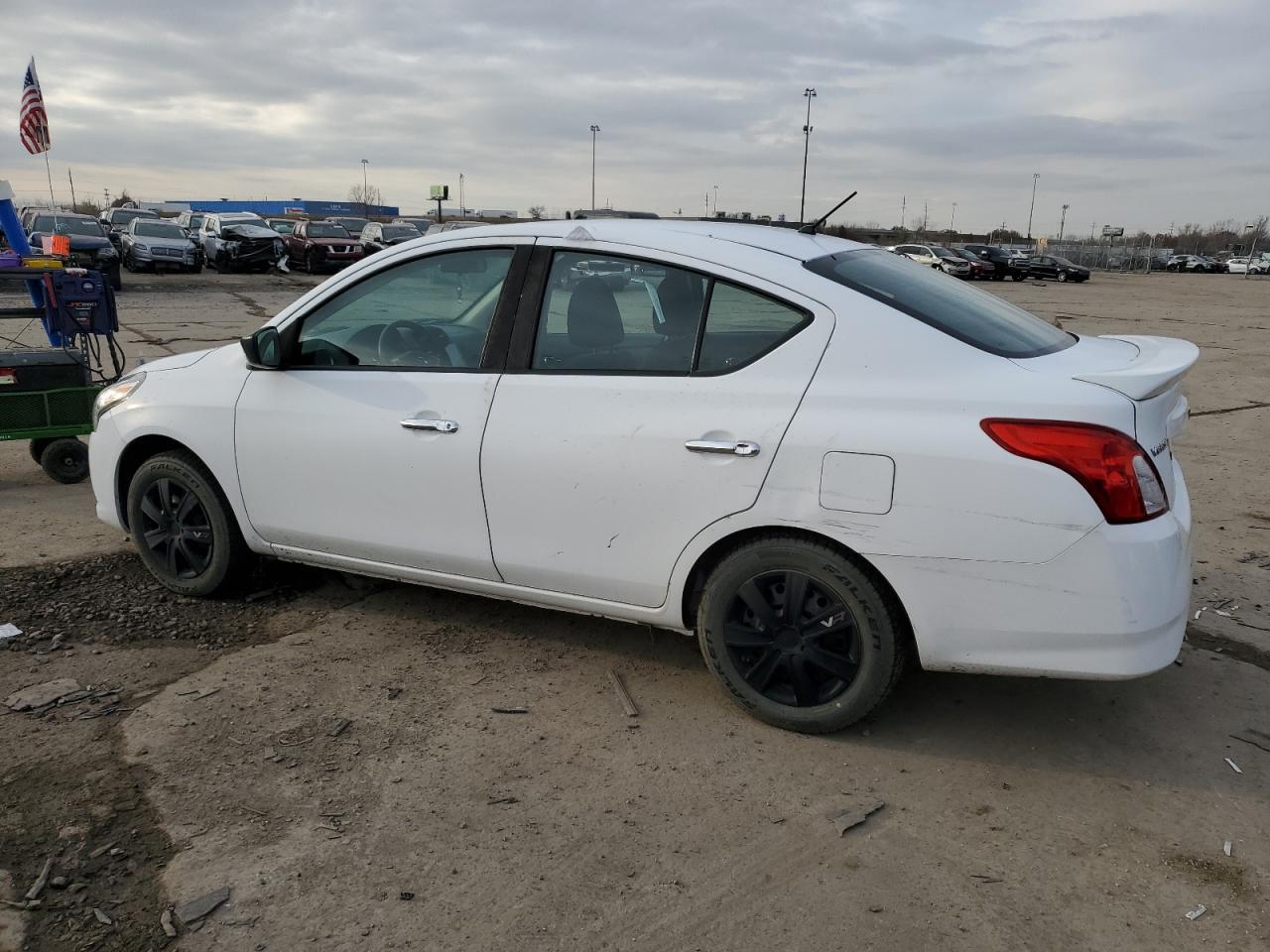 2019 NISSAN VERSA