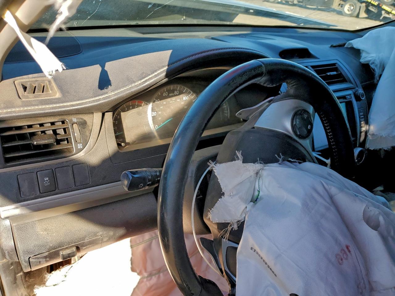 2014 TOYOTA CAMRY